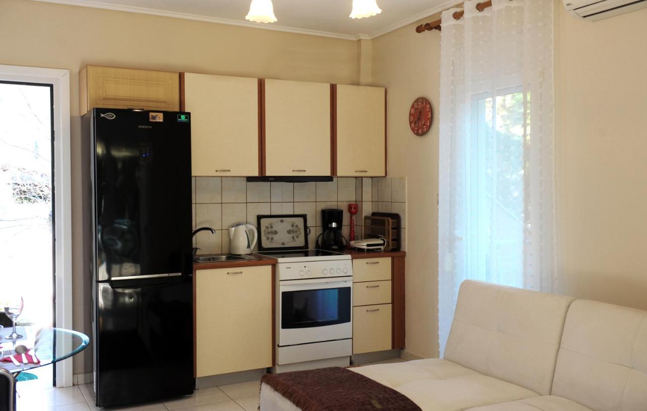 Sunny Family Apartment Nea Iraklitsa ภายนอก รูปภาพ