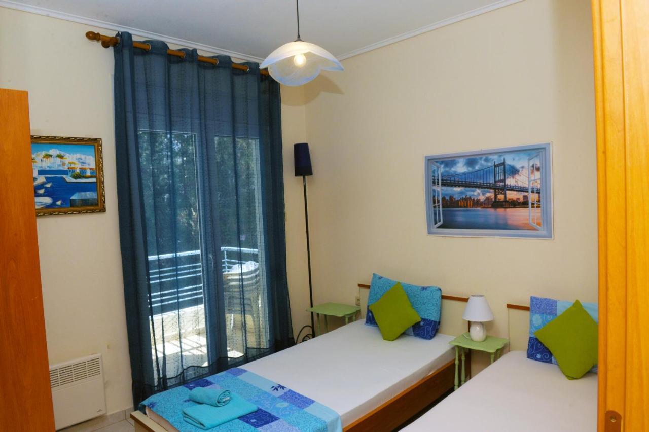 Sunny Family Apartment Nea Iraklitsa ภายนอก รูปภาพ