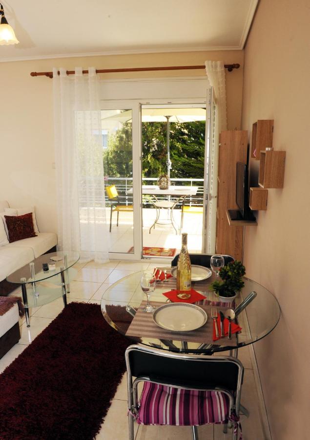 Sunny Family Apartment Nea Iraklitsa ภายนอก รูปภาพ